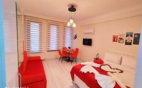 Pera Colour House