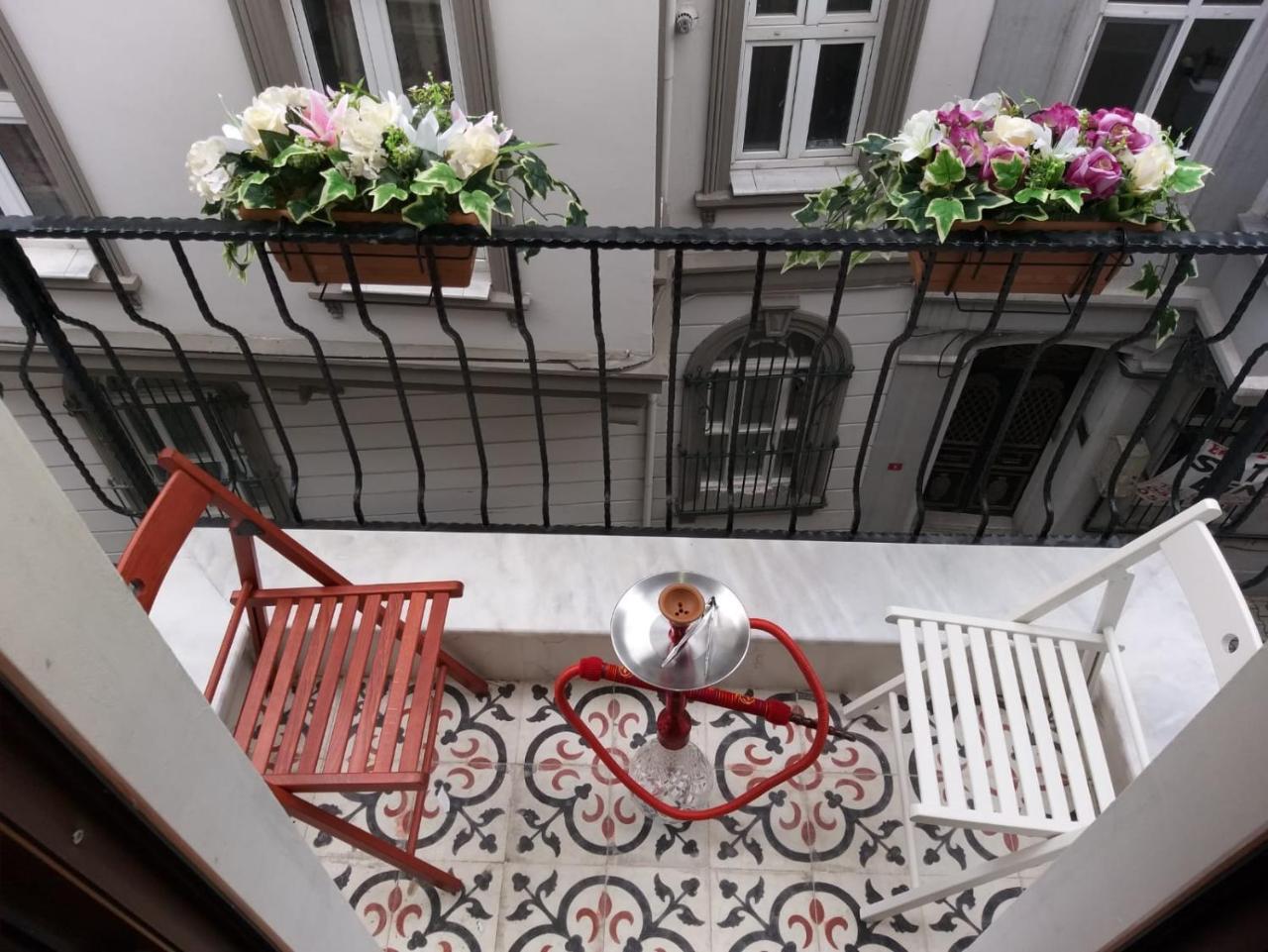 Pera Colour House Aparthotel Istanbul Exterior photo